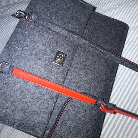 Hugo Boss Runway Kelly Style Bag - Picture 5 of 14